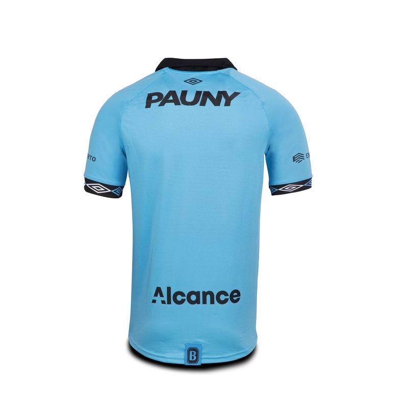 camiseta-titular-belgrano-umbro-2024